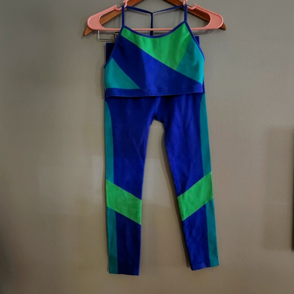 Xersion Athletic Outfit